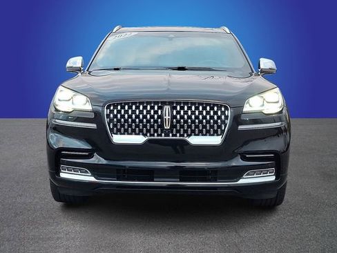 Used 2022 Lincoln Aviator Black Label w/ Class IV Trailer Tow Package image 2