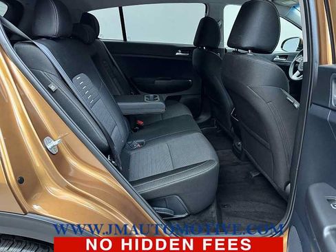 Used 2021 Kia Sportage LX w/ LX AWD Popular Package image 17