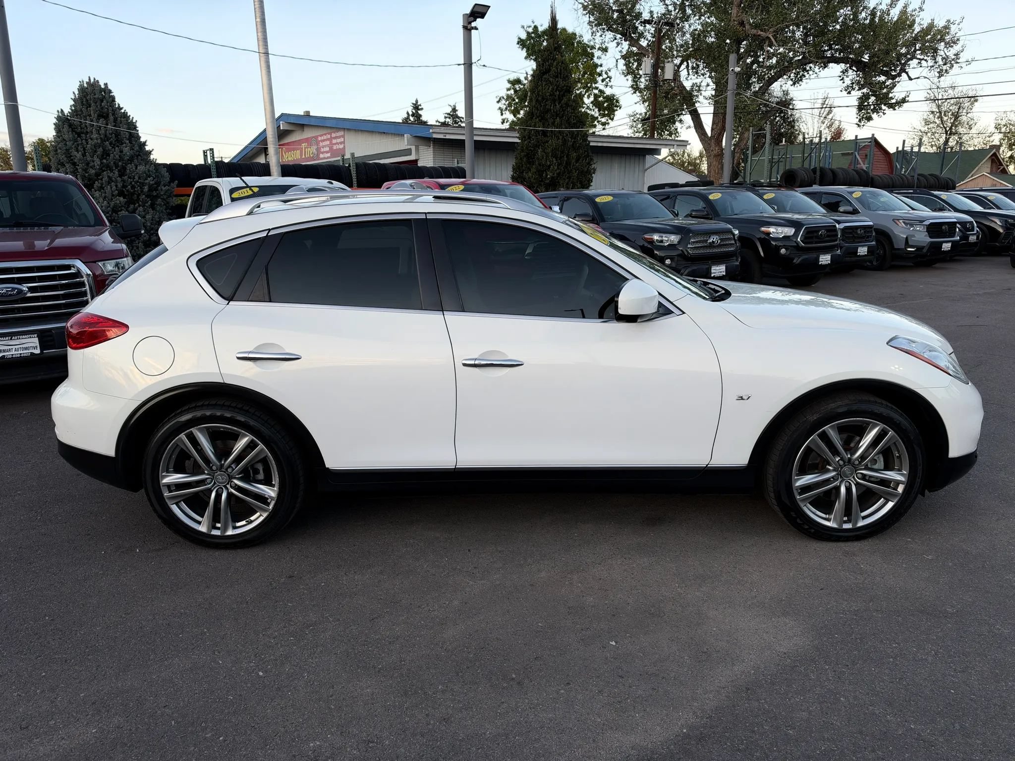 Used 2015 INFINITI QX50 Journey w/ Premium Package AWD/4WD image 10