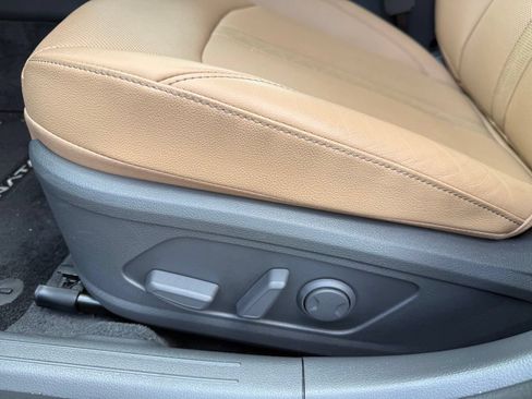 Certified 2025 Hyundai Sonata Limited FWD image 15
