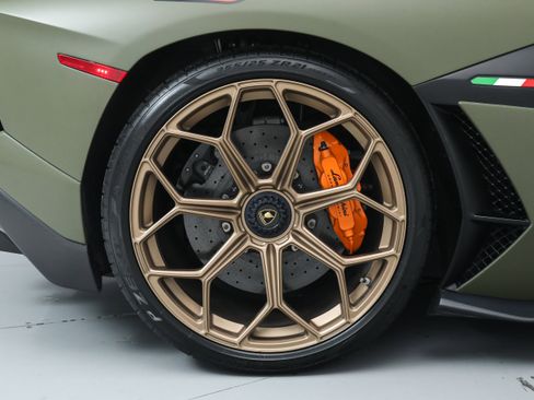 Used 2020 Lamborghini Aventador SVJ image 43