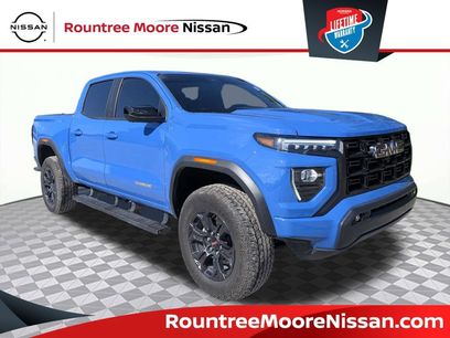 Used 2025 GMC Canyon Elevation w/ Convenience Package