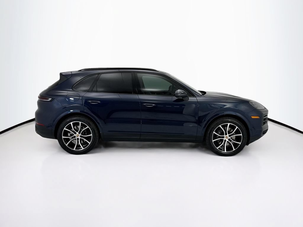 Used 2026 Porsche Cayenne AWD/4WD image 8