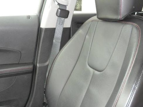 Used 2014 Chevrolet Equinox LTZ image 26