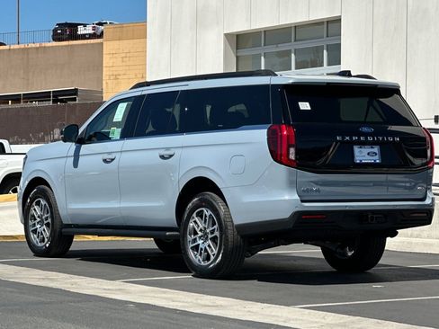 New 2026 Ford Expedition Max Active image 5