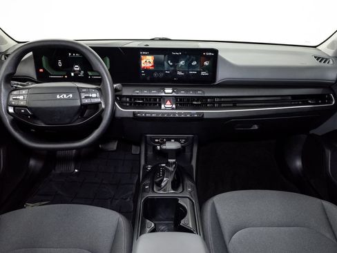 Certified 2025 Kia K4 FWD image 25