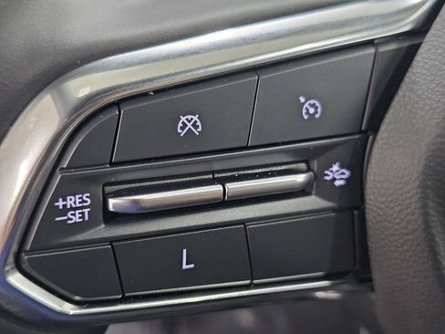 Used 2025 Chevrolet Equinox LT w/ Safety and Technology Package FWD image 29