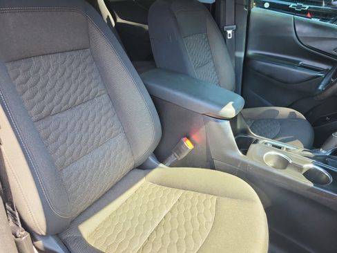 Used 2019 Chevrolet Equinox LT FWD image 19