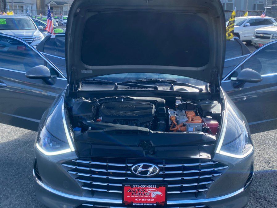 Used 2021 Hyundai Sonata SEL FWD image 2