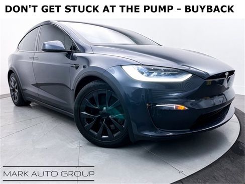 Used 2023 Tesla Model X image 1