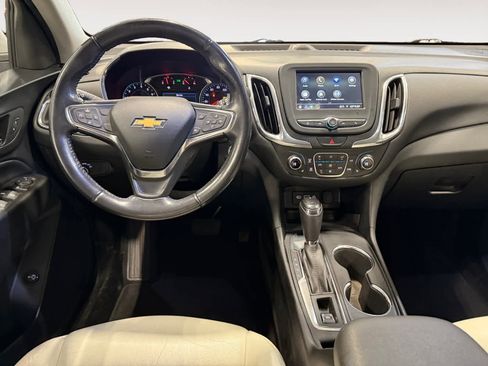 Used 2019 Chevrolet Equinox LT image 11