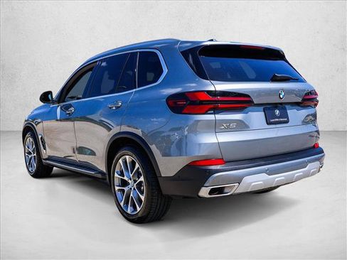 Used 2026 BMW X5 xDrive40i AWD/4WD image 7