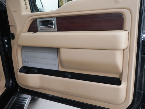 Used 2014 Ford F150 King Ranch w/ King Ranch Luxury Package AWD/4WD image 9