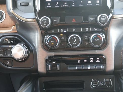 Used 2022 RAM 1500 Limited w/ Body Color Bumper Group AWD/4WD image 21