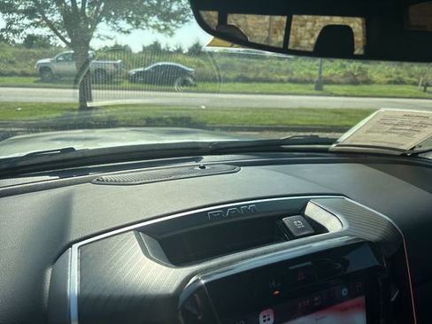 Used 2025 RAM 1500 Big Horn image 25