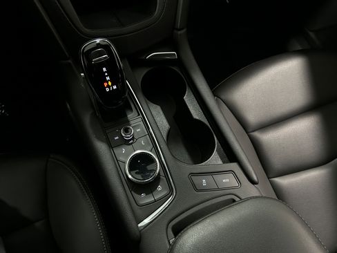 Used 2023 Cadillac XT6 Luxury image 12