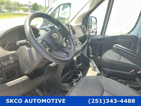 Used 2024 RAM ProMaster 2500 w/ Convenience Group FWD image 20