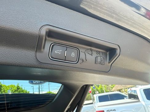 Certified 2023 Ford Explorer Limited w/ Limited Technology Package AWD/4WD image 50