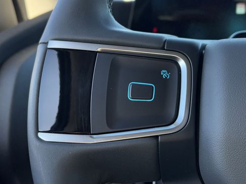 New 2025 Ford Expedition Active image 42