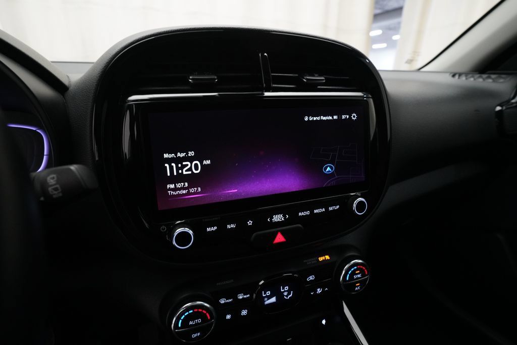 Used 2024 Kia Soul EX FWD image 6