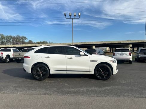 Used 2018 Jaguar F-PACE R-Sport AWD/4WD image 3