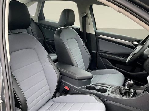 New 2026 Volkswagen Jetta SE image 12