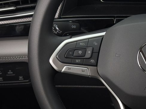 New 2026 Volkswagen Atlas Peak Edition image 17