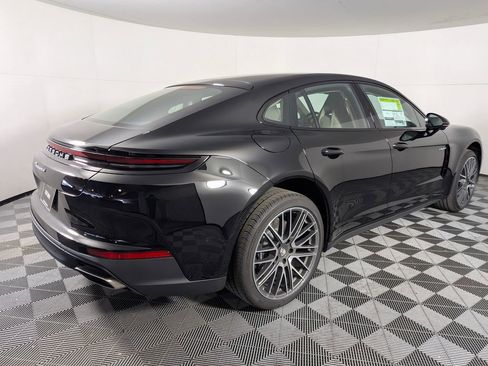 New 2026 Porsche Panamera 4 image 7