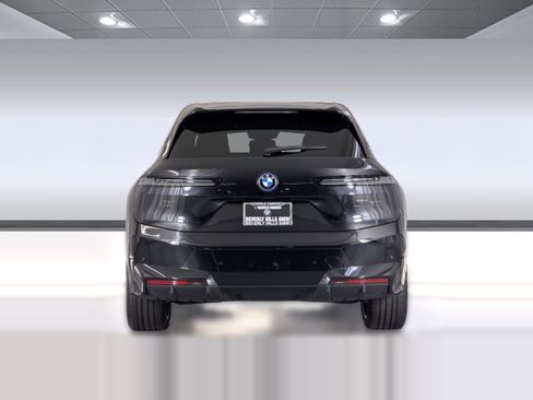 Used 2023 BMW iX M60 w/ Executive Package AWD/4WD image 9