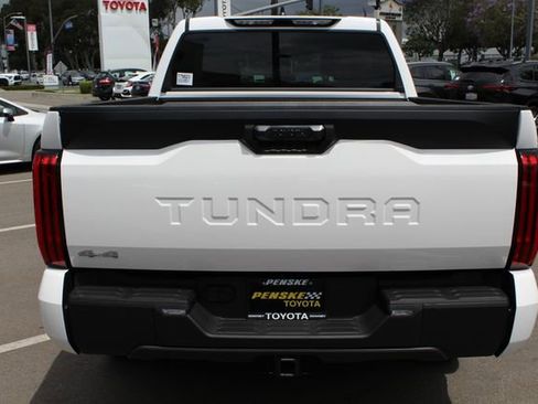 Certified 2025 Toyota Tundra SR5 AWD/4WD image 12