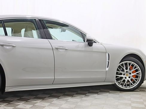 Used 2018 Porsche Panamera 4S AWD/4WD image 11