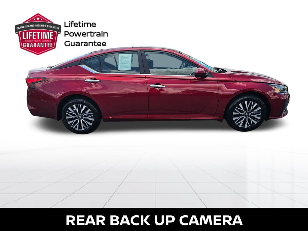 Certified 2023 Nissan Altima 2.5 SV w/ SV Premium Package AWD/4WD image 7