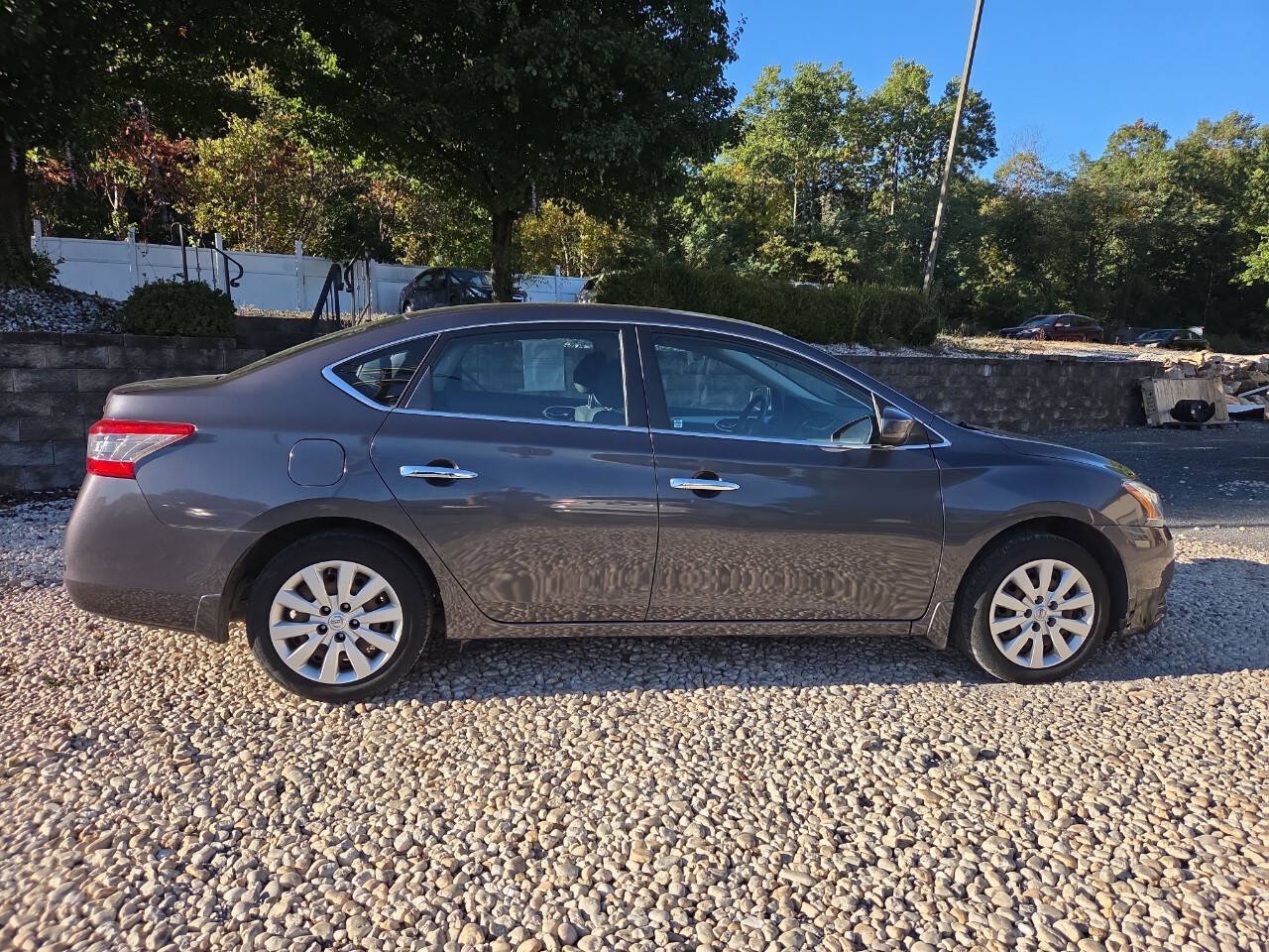 Used 2015 Nissan Sentra SV FWD image 7