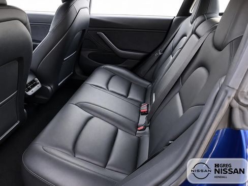 Used 2019 Tesla Model 3 RWD image 10