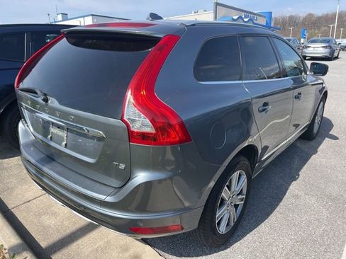 Used 2017 Volvo XC60 T5 Inscription image 4
