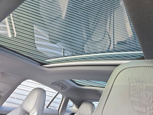 New 2026 Porsche Panamera 4 image 15