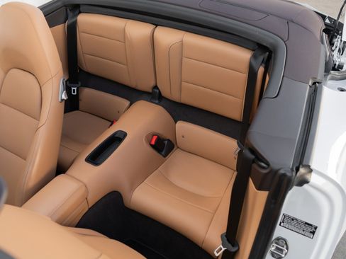 Used 2018 Porsche 911 Carrera 4S image 27