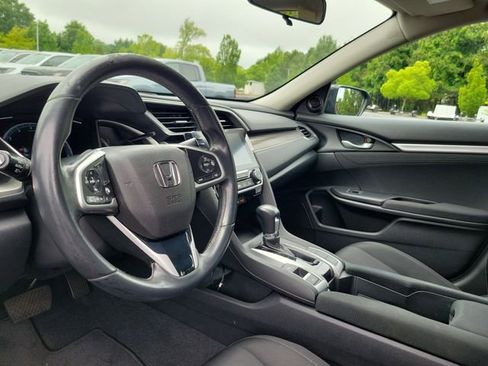 Used 2020 Honda Civic EX image 11