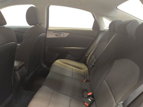 Used 2023 Kia Forte LXS w/ LXS Technology Package FWD image 18