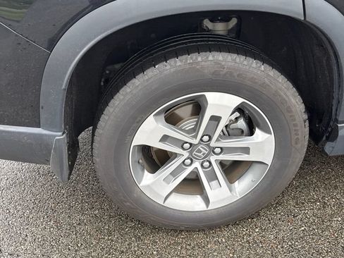 Used 2025 Honda Pilot EX-L image 4