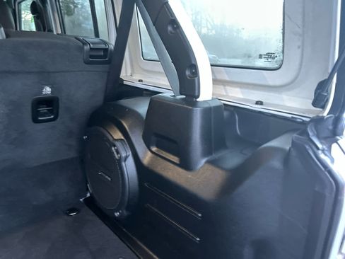 Used 2023 Jeep Wrangler Unlimited Rubicon 4xe w/ Dual Top Group image 43