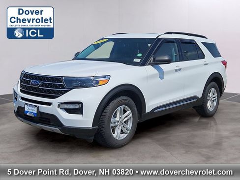 Used 2021 Ford Explorer XLT w/ Equipment Group 202A AWD/4WD image 1