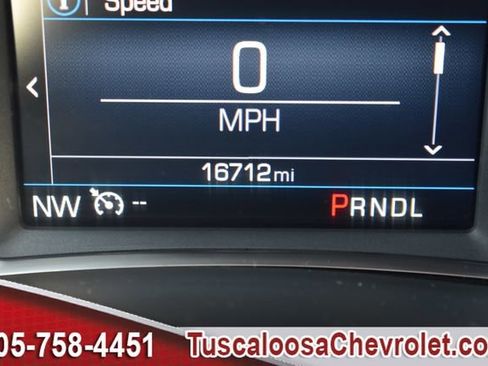 Used 2024 Chevrolet Equinox LT image 32