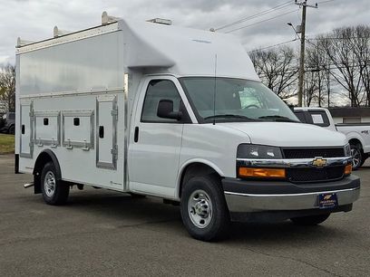 New 2026 Chevrolet Express 3500 w/ Power Convenience Package