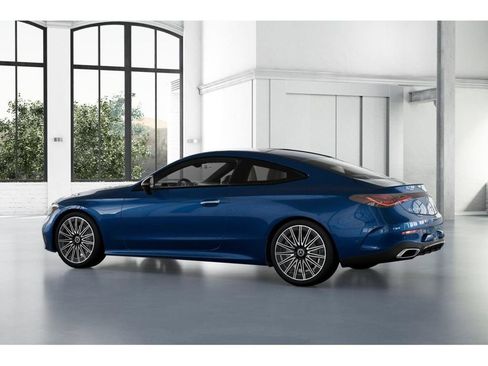 Used 2024 Mercedes-Benz CLE 300 4MATIC Coupe image 31