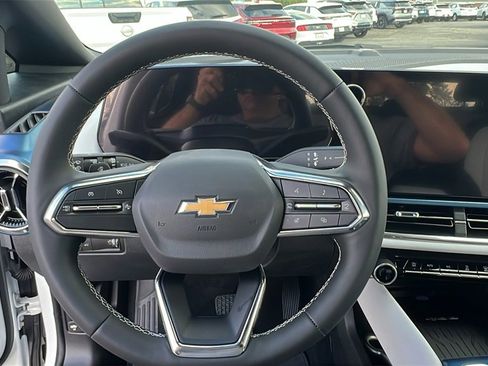 New 2026 Chevrolet Equinox EV LT image 19