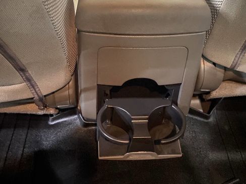 Used 2018 Nissan Frontier SV image 18