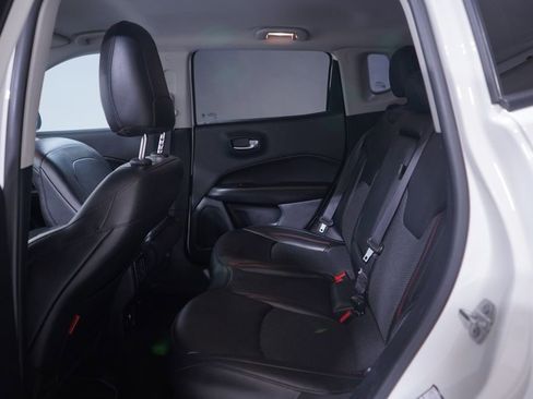 Used 2021 Jeep Compass Trailhawk image 8