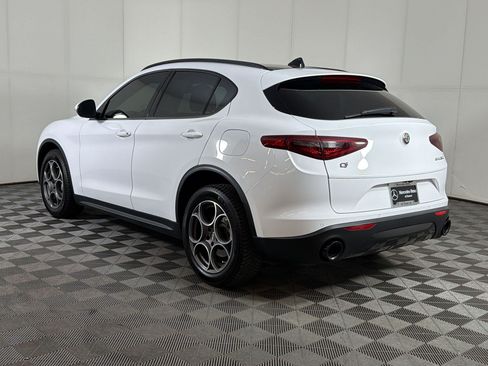 Used 2023 Alfa Romeo Stelvio Sprint AWD/4WD image 3