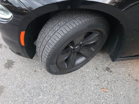 Used 2016 Dodge Charger SXT image 20